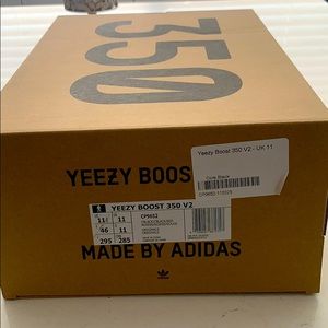 Yeezy Boost 350 V2 “Bred”